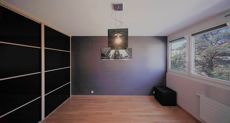 RESERVE Très bel appartement 5p image 10