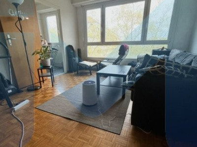 Appartement meublé de 1,5 pièces au 4ème étage situé à Genève 1203 image 1
