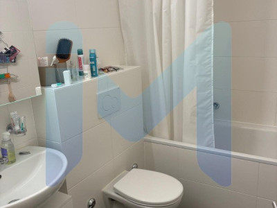 Appartement de 4 pièces au 2ème étage situé à Genève 1202 image 9