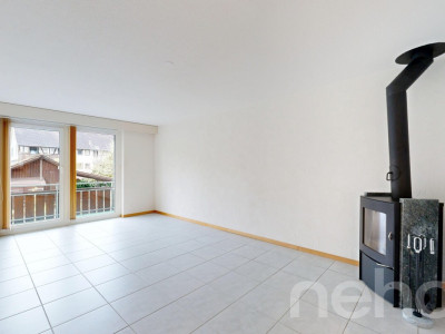 Gepflegtes 2-Familienhaus mit 835 m² Baulandparzelle image 4