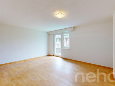Gepflegtes 2-Familienhaus mit 835 m² Baulandparzelle image 7