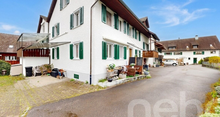 Gepflegtes 2-Familienhaus mit 835 m² Baulandparzelle image 12