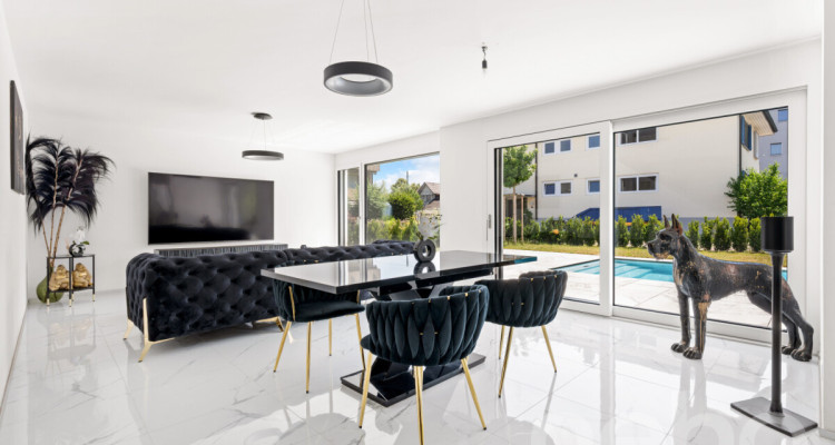 Luxuriöses 7.5  Zimmerhaus mit Aussenpool - Exklusives Wohnen in Suhr image 2