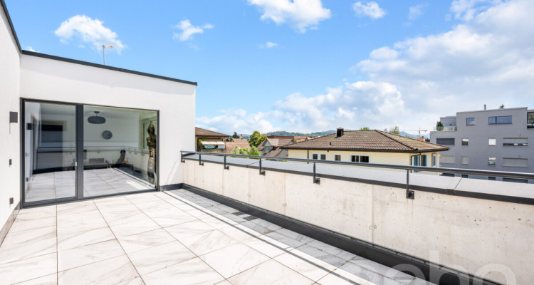 Luxuriöses 7.5  Zimmerhaus mit Aussenpool - Exklusives Wohnen in Suhr image 12