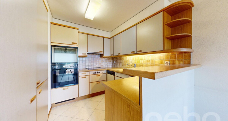 3.5-Zimmer-Wohnung in Dietikon mit Fernsicht und Potenzial image 3