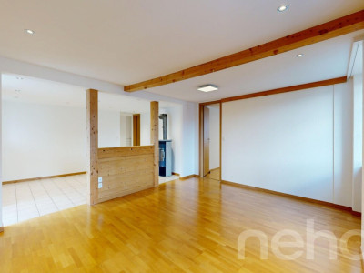 Charmante und grosszügige 3.5-Zimmer Wohnung mit privatem Garten! image 8