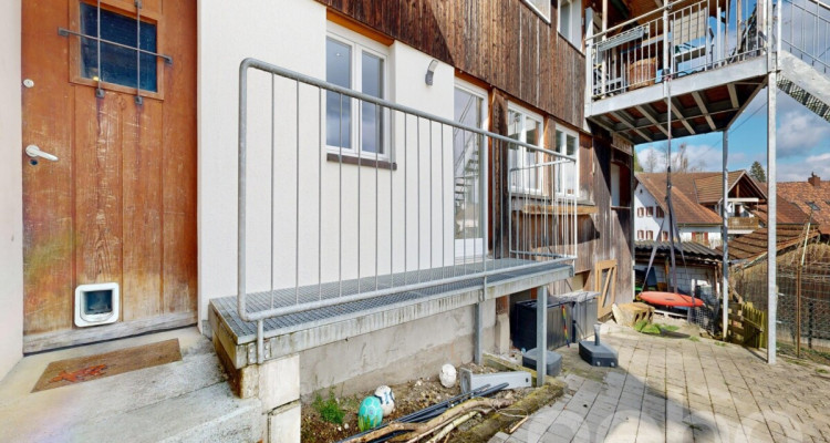 Charmante und grosszügige 3.5-Zimmer Wohnung mit privatem Garten! image 10