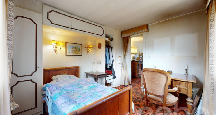 Exclusif: Petite villa de 3 chambres à rénover image 5