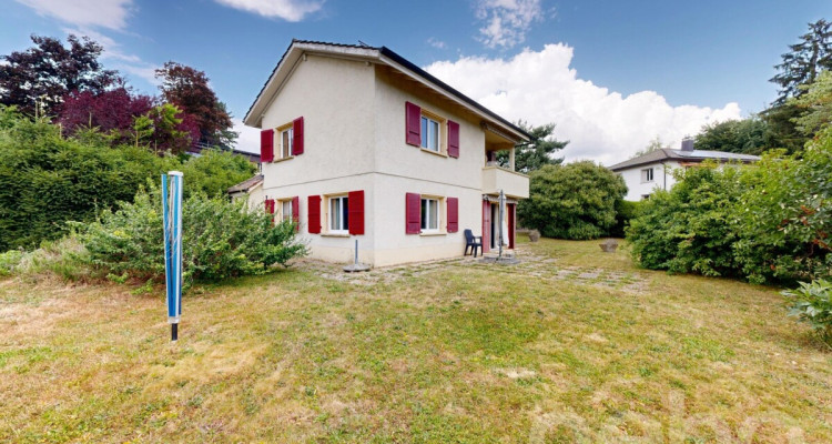 Exclusif: Petite villa de 3 chambres à rénover image 11