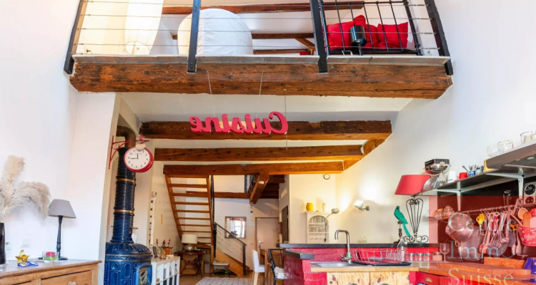 Appartement T5 Duplex à vendre ? Dernier étage, Vieille Ville Annecy, Proximité Lac (74000) image 3