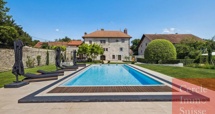 Château dexception du XVI? siècle entièrement rénové ? Propriété de prestige aux portes de Genève image 6