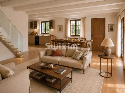 In a beautiful residence with a garden, a fully renovated apartment with its magnificent master suite image 2
