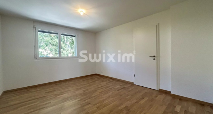 Exclusivité ! Superbe attique avec une vue dégagée sur les montagnes ! image 4