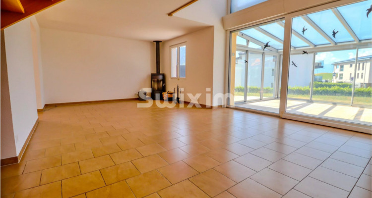 Exceptionnelle villa individuelle de 6.5 pièces à moins de 3 minutes du centre-ville ! image 3