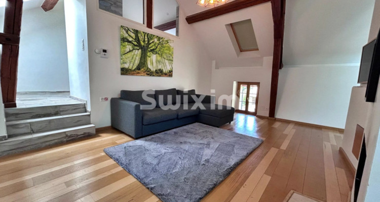 Exclusivité ! Vivez le charme du lac, Superbe triplex dans une bâtisse historique ! image 6