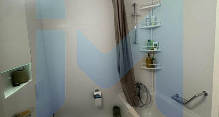 Appartement de 3 pièces au 5ème étage situé à Onex 1213 image 6