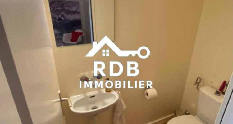Appartement de 2,5 pièces au 2ème étage situé à Genève 1206 image 7
