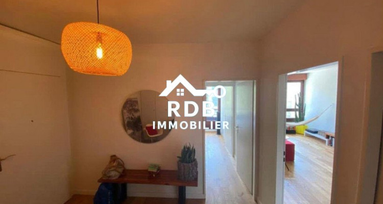 Appartement de 2,5 pièces au 2ème étage situé à Genève 1206 image 6
