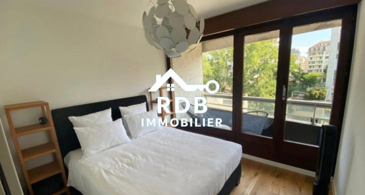 Appartement de 2,5 pièces au 2ème étage situé à Genève 1206 image 5