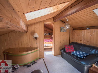 Appartement meublé en duplex dans châlet image 3