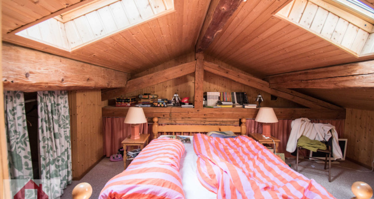 Appartement meublé en duplex dans châlet image 4