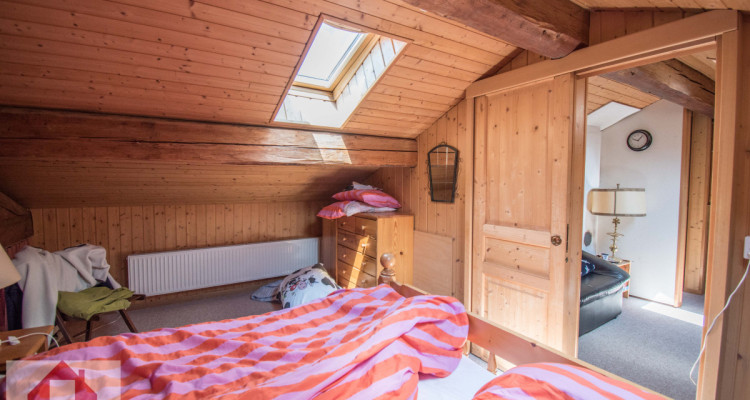 Appartement meublé en duplex dans châlet image 5