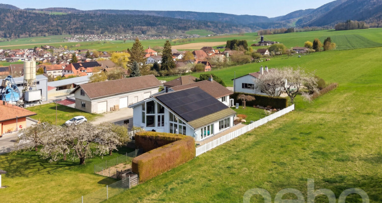 Entre nature et élégance : superbe villa avec piscine intérieure! image 10