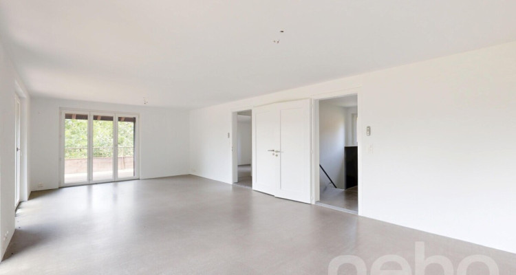 Modernes Wohnen im Grünen: 6.5 Zimmer Haus mit Schwimmteich image 7