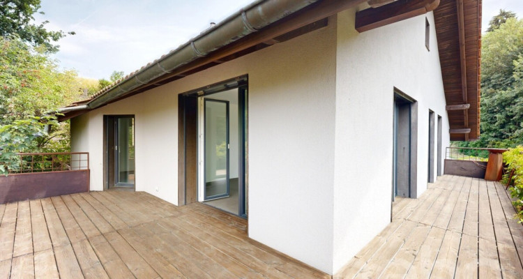 Modernes Wohnen im Grünen: 6.5 Zimmer Haus mit Schwimmteich image 12