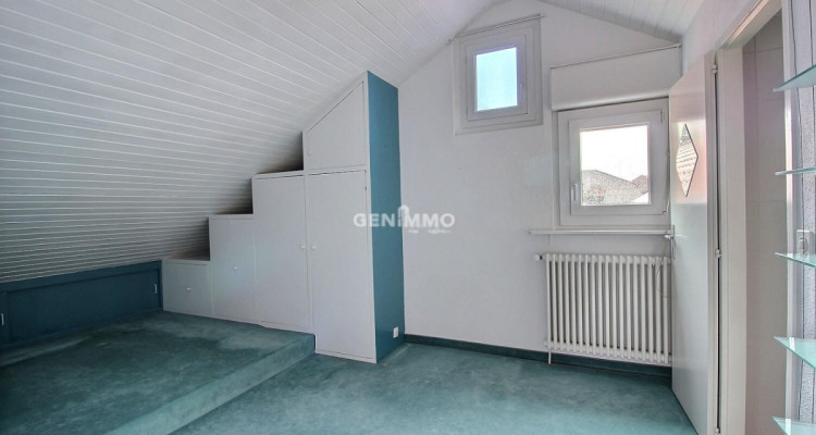 A LOUER 6 PIECES AU CALME image 8