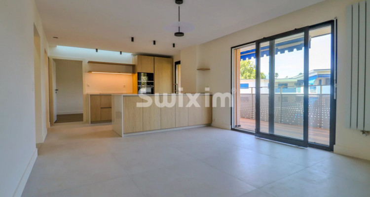 Luxe épuré avec vue sur le lac ! Appartement 3.5 pièces neuf avec balcon ! image 3