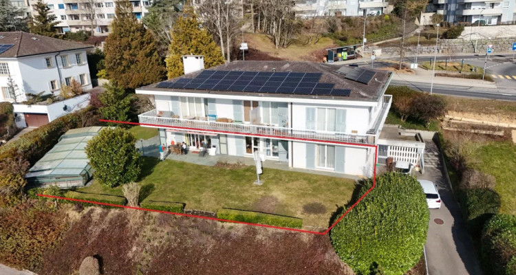 Villa-appartement avec piscine et vue sur le lac image 1