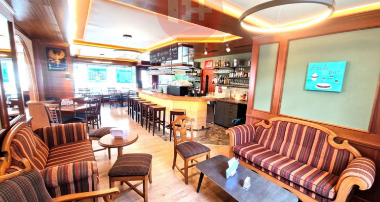 GROSSZÜGIGES RESTAURANT / BAR, ZENTRAL GELEGEN image 3