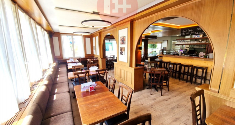 GROSSZÜGIGES RESTAURANT / BAR, ZENTRAL GELEGEN image 4