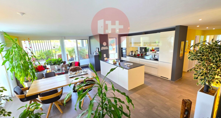 GROSSZÜGIGE TRAUMWOHNUNG IM GRÜNEN!! image 5