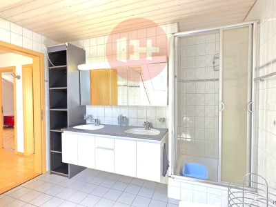 SONNIGES 5.5-ZIMMER BIJOU AUF 2 ETAGEN MIT SCHWEDENOFEN! image 5