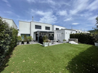 Villa moderne avec jardin image 1
