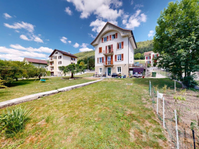 Maison avec 2 appartements, grand jardin & fort potentiel image 2