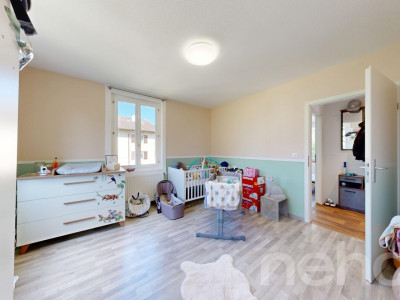 Maison avec 2 appartements, grand jardin & fort potentiel image 9