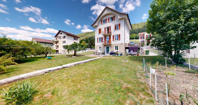 Maison avec 2 appartements, grand jardin & fort potentiel image 2