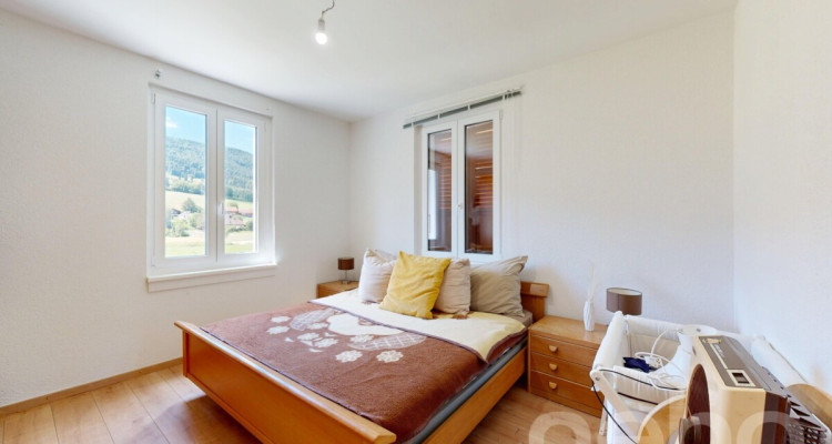 Maison avec 2 appartements, grand jardin & fort potentiel image 4