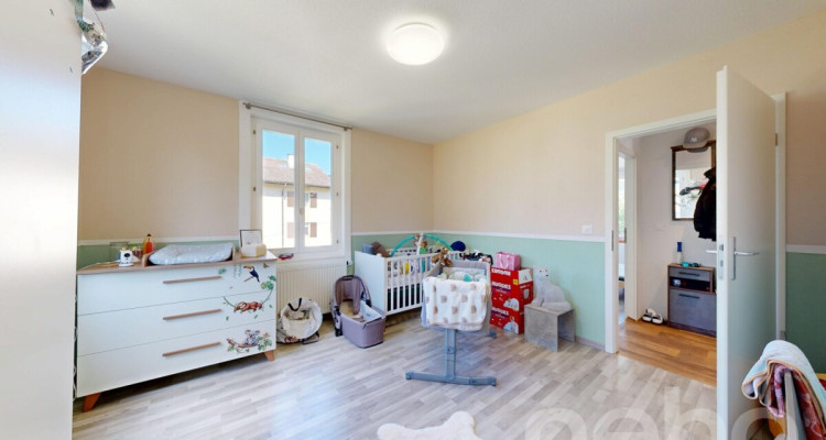 Maison avec 2 appartements, grand jardin & fort potentiel image 9