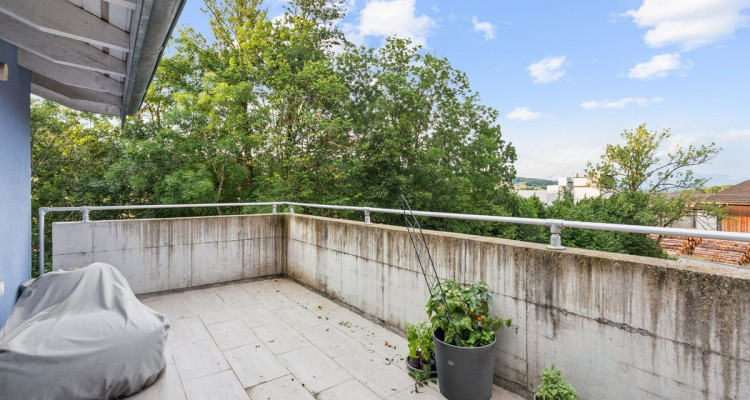 Charmant appartement de 4,5 pièces sous les combles à Ursy image 8