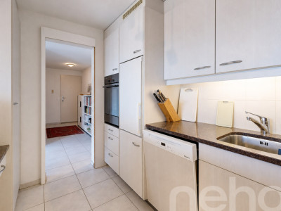 Gepflegte 3.5 Zimmer Wohnung mit Cheminée und Balkon image 4