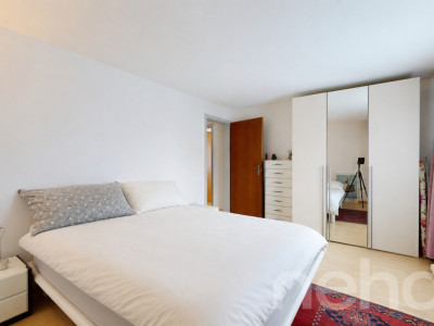 Gepflegte 3.5 Zimmer Wohnung mit Cheminée und Balkon image 5