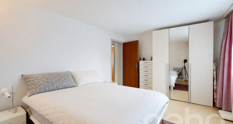 Gepflegte 3.5 Zimmer Wohnung mit Cheminée und Balkon image 5