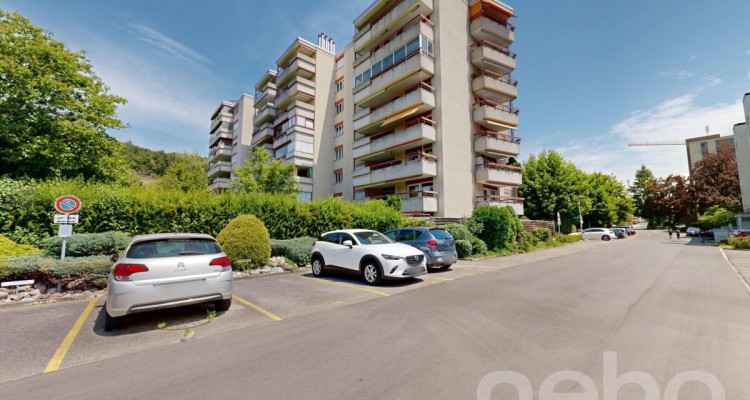 Gepflegte 3.5 Zimmer Wohnung mit Cheminée und Balkon image 11