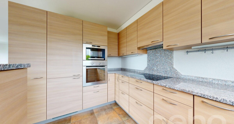 Grosse und helle Wohnung mit Weitsicht in Ipsach image 3