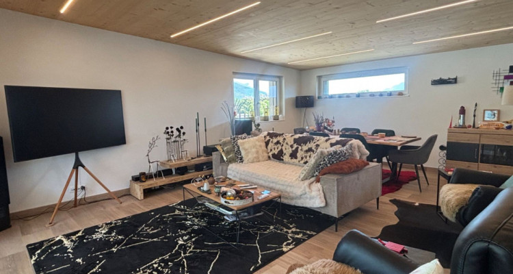 Appartement de 3.5 pièces en attique image 1
