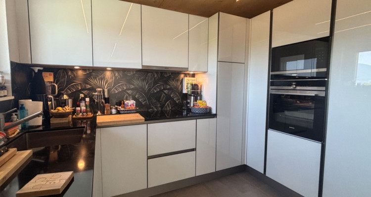 Appartement de 3.5 pièces en attique image 6